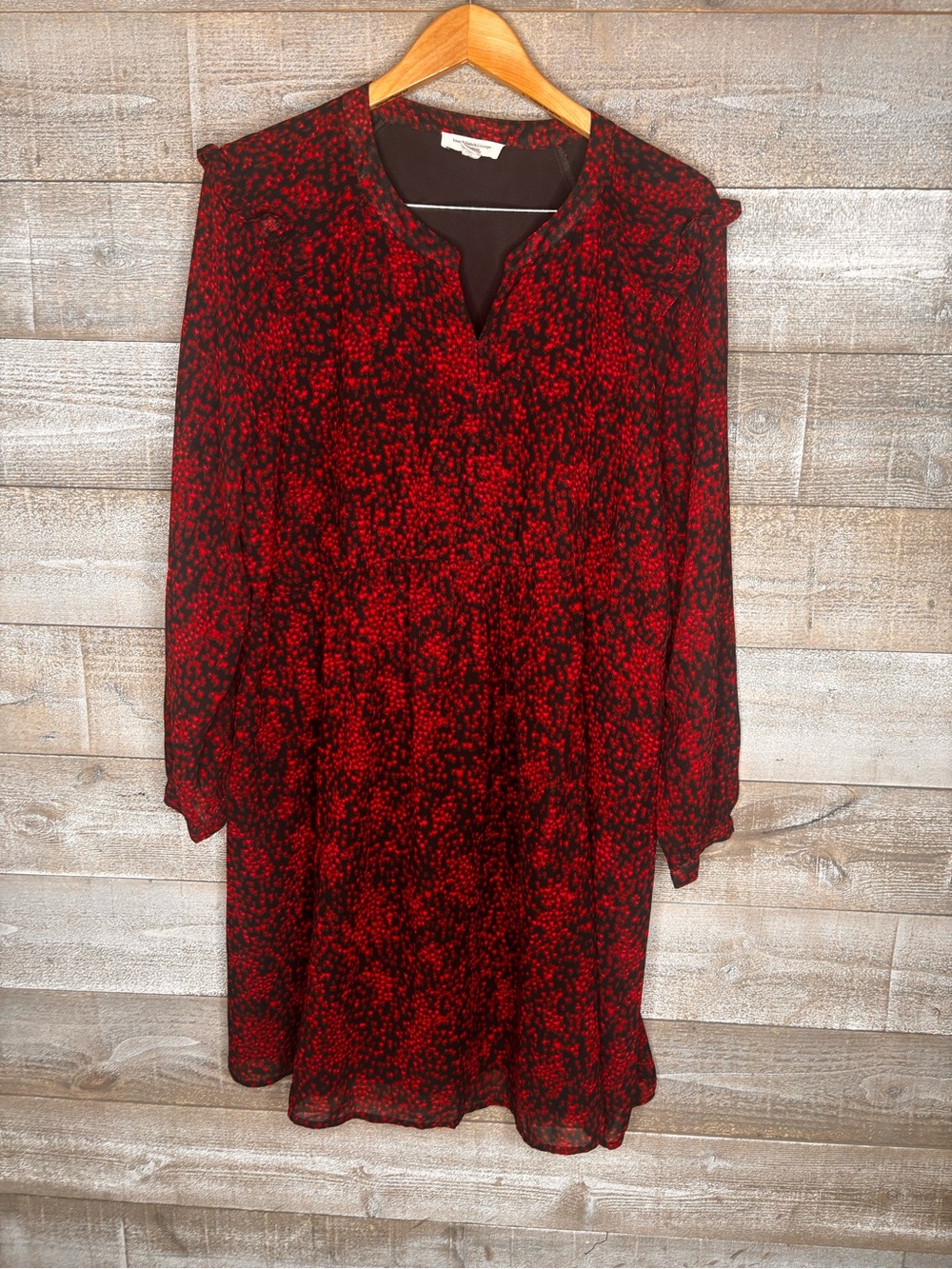 Beachlunchlounge Women’s Red and Black Floral Shift Dress